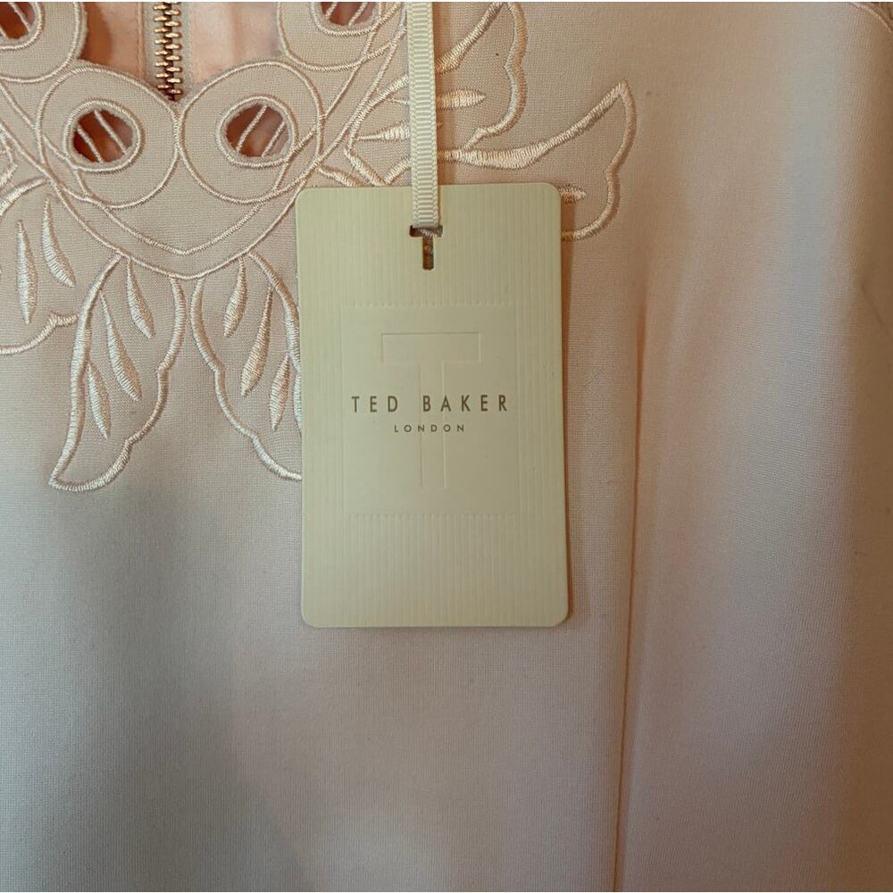 NWT Ted Baker London Emalise Embroidered skater dress 8 3 lace *flaws* - Picture 5 of 14